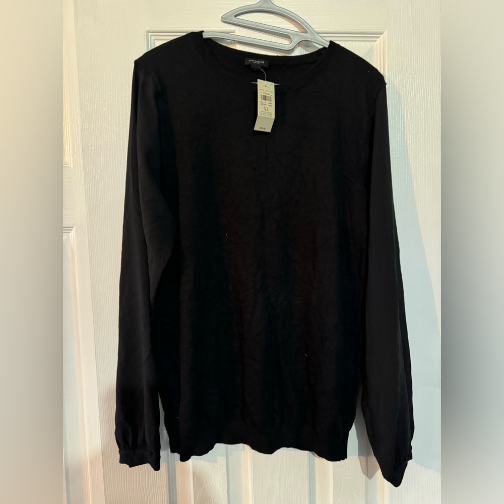 Ann Taylor women’s sweater with tags